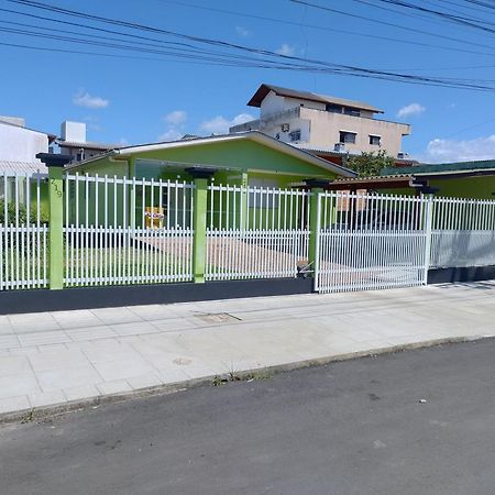 Casa Para Aluguel De Veraneio Em Torres Buitenkant foto
