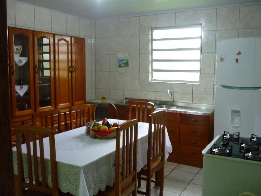 Casa Para Aluguel De Veraneio Em Torres Buitenkant foto