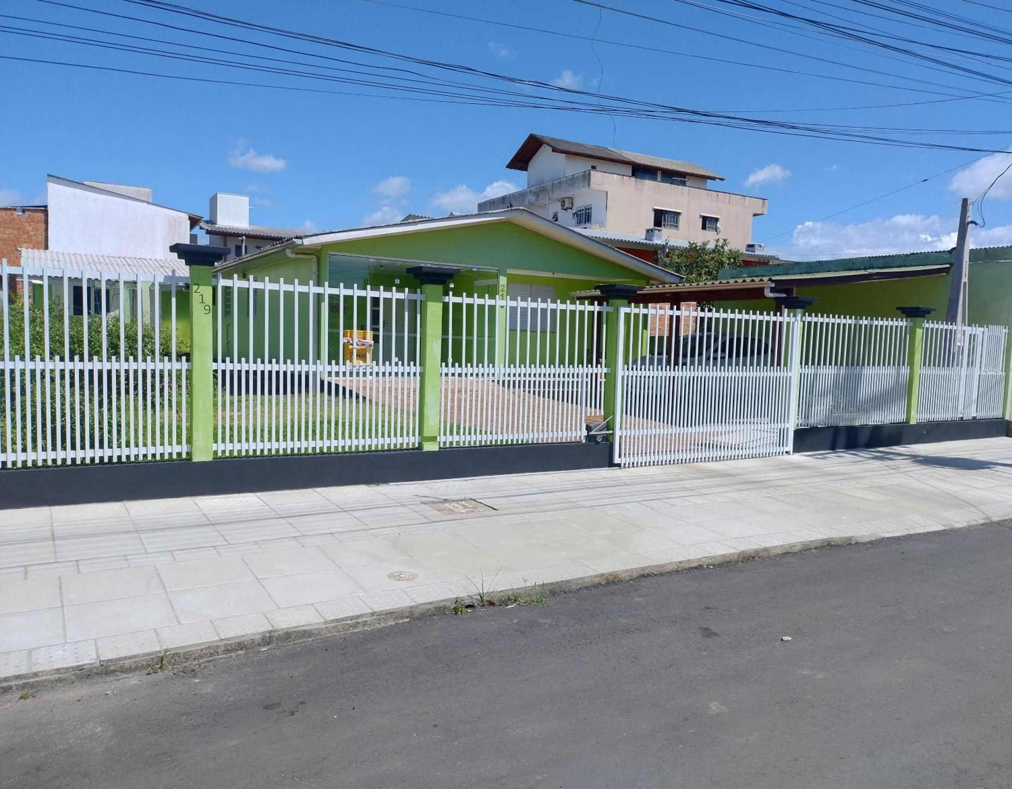 Casa Para Aluguel De Veraneio Em Torres Buitenkant foto